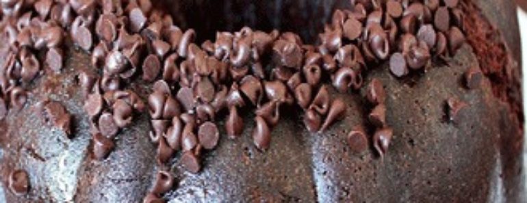Chocolate Sour Cream Bundt Cake
