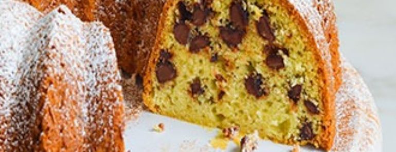Chocolate Chips Sour Cream Marble Cake