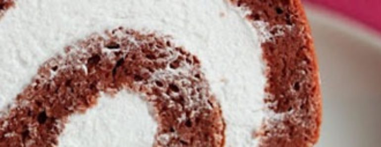 Chocolate Swiss Roll with Whipped Cream