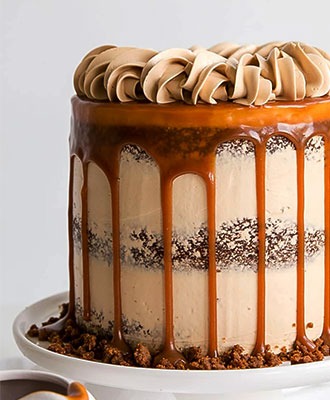 Gingerbread Cake with a Caramel Sauce 