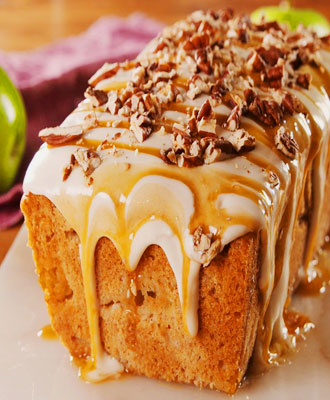 Caramel Apple Cake 