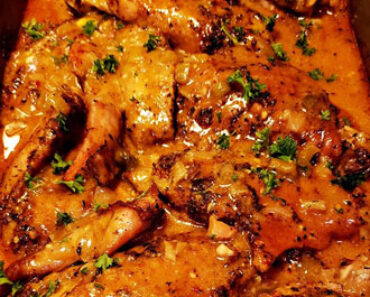 Baked Turkey Wings with Mushroom Gravy!