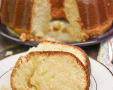 Old Fashioned Cream Cheese Pound Cake Recipe