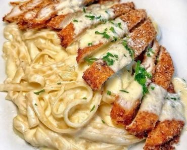 Crispy Chicken Fettuccine Alfredo